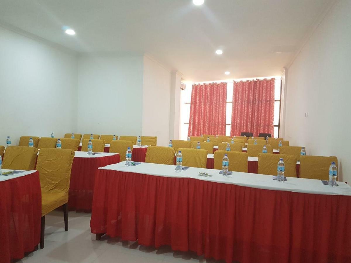 Nashera Hotel Dodoma Экстерьер фото