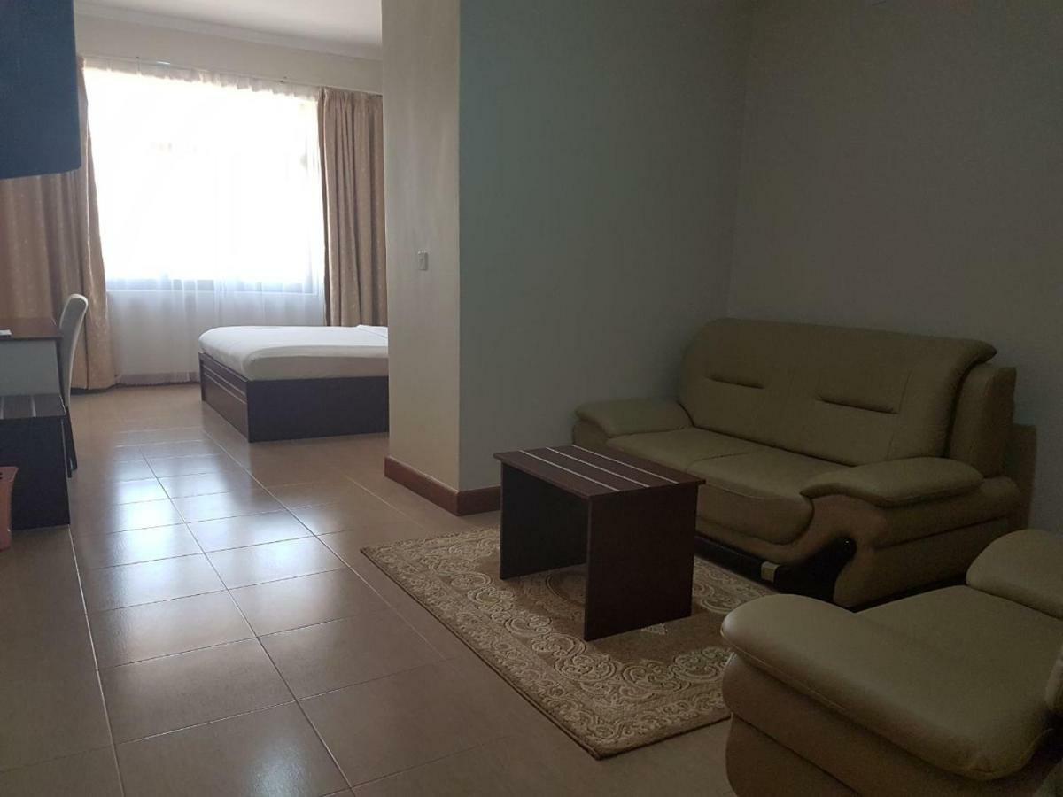 Nashera Hotel Dodoma Экстерьер фото